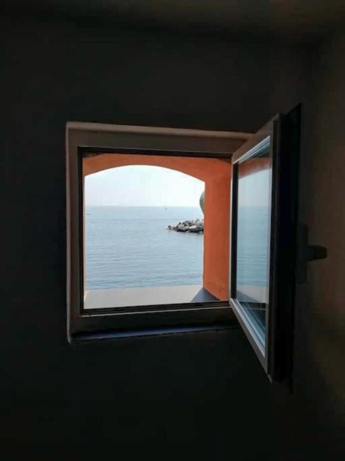 Casa Sulla Spiaggia Di Boccadasse 제노바 외부 사진